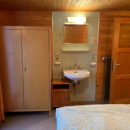 Apartament In Chalet Frohsinn, Central Saasfee